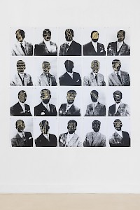 Delio Jasse, Black portrait, 2024. Gelatina de prata e folha de ouro, 30x40cm© EGEAC - Galerias Municipais, 2024; Bruno Lopes